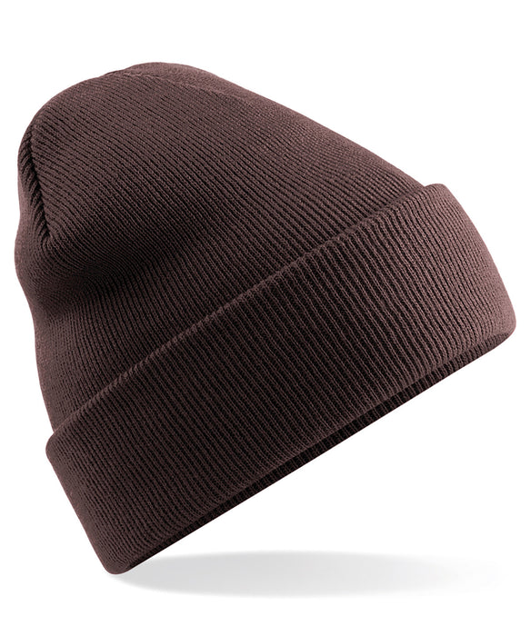bonnet marron-taupe tendance personnalisé pour avoir un max de style