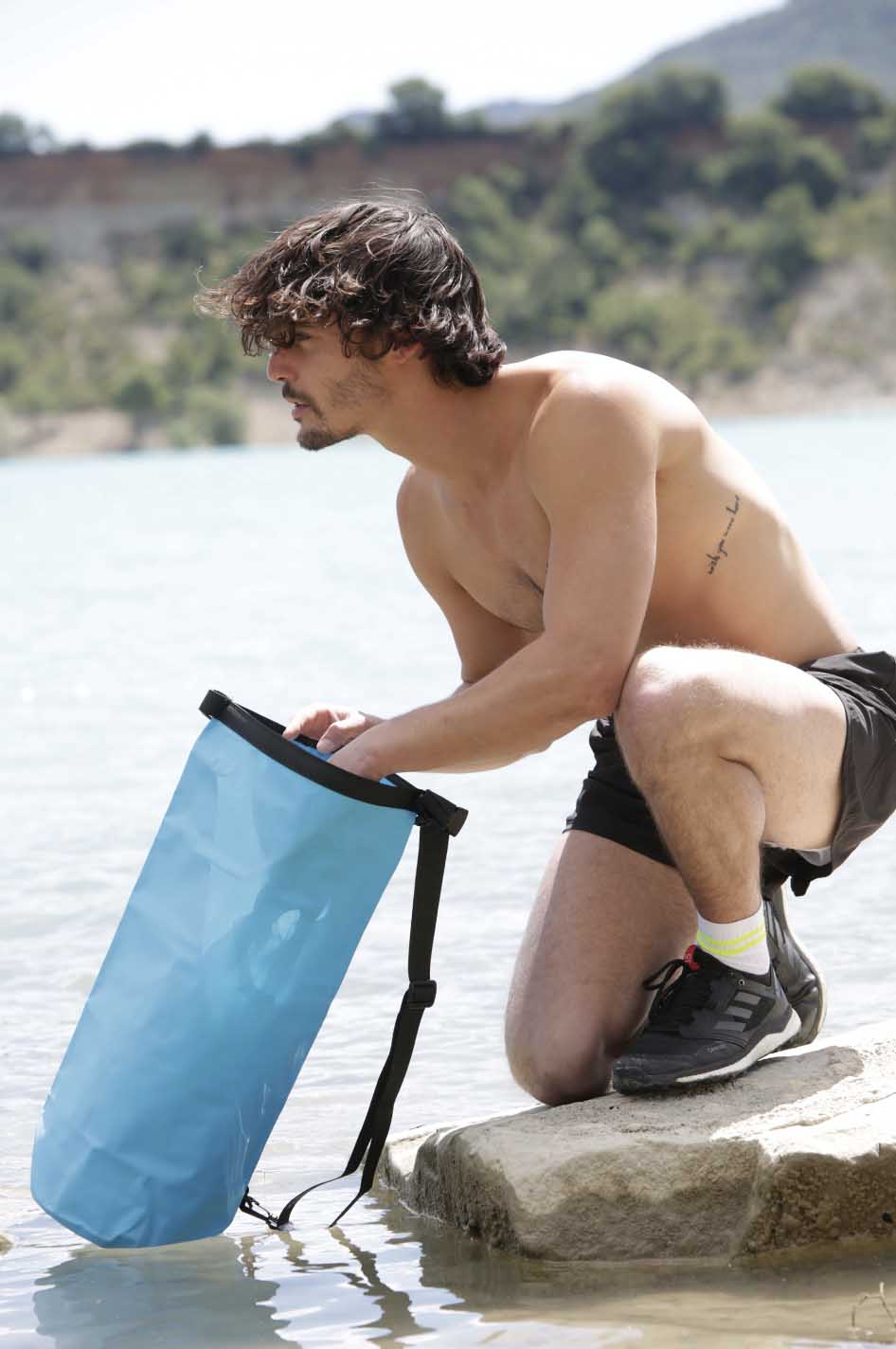 sac de voyage étanche bleu